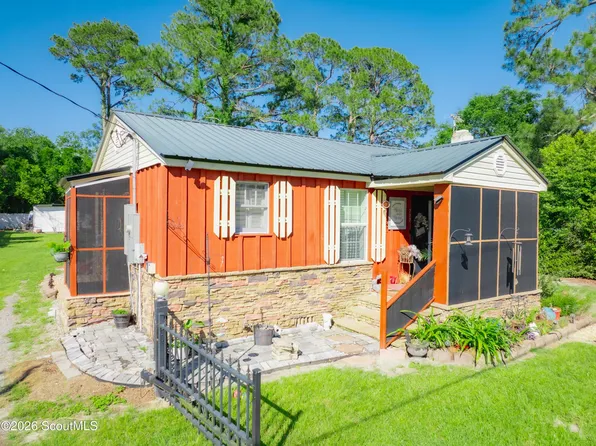 222 Linden Dr, Waycross, GA 31501