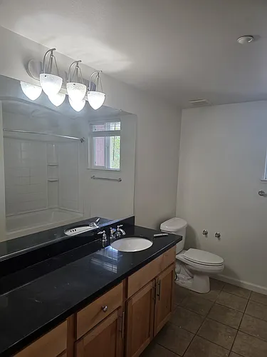 1450 Idlewild Dr Photo 1