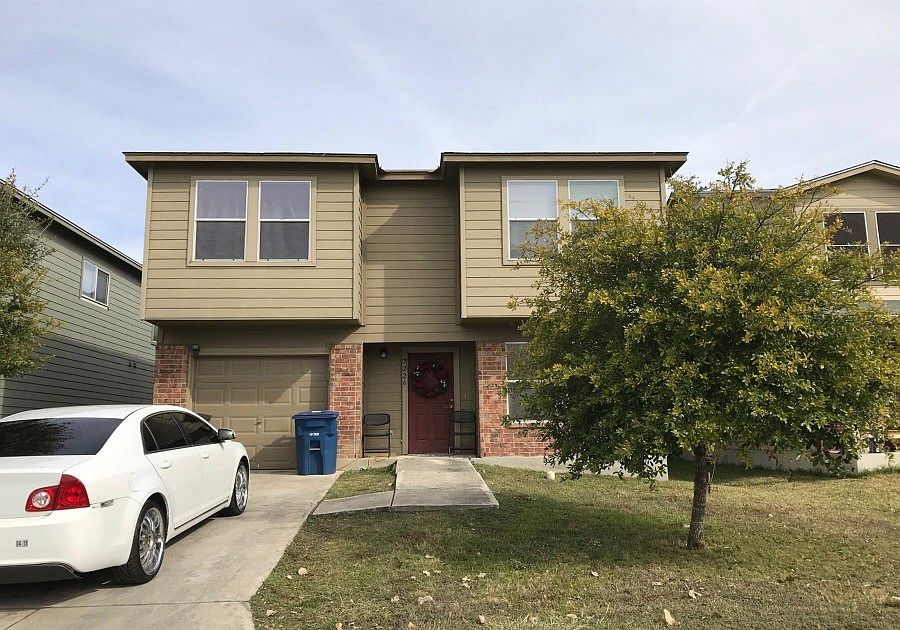 1st image of 7226 Azalea Sq