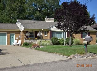 229 Devon Ave, Parchment, MI 49004