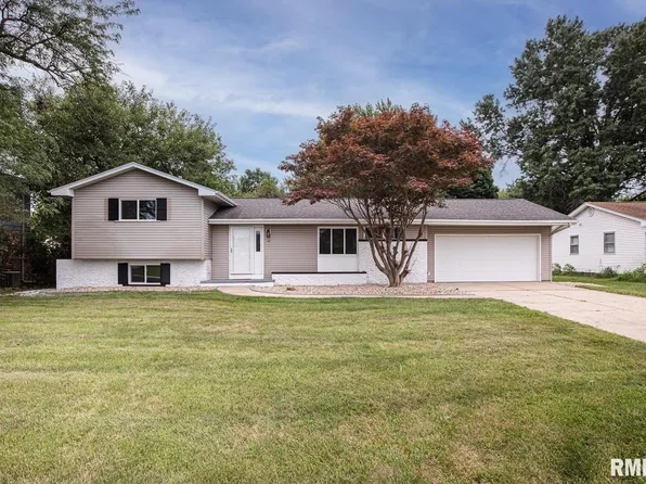 1534 W Woodside Dr, Dunlap, IL 61525