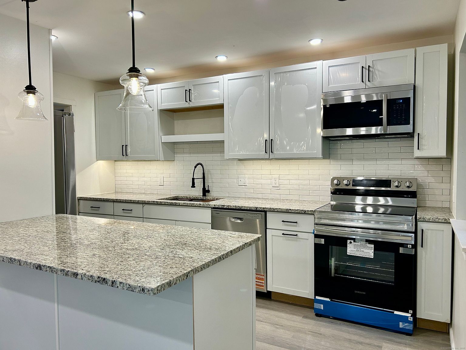 114 Heritage Village #C