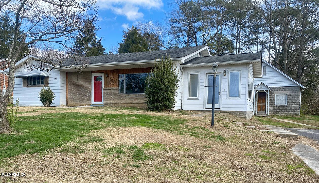 9220 Strawberry Plains Pike, Strawberry Plains, TN 37871 Zillow
