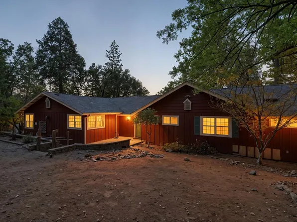 13825 Pine View Dr, Pine Grove, CA 95665