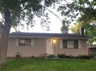 3116 N Woodridge Rd, Mountain Brook, AL 35223