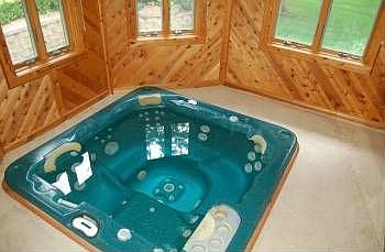 5th image of 13641 Vincent Cir
