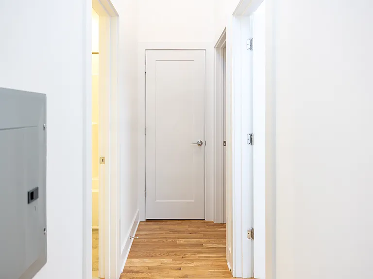 Overton Lofts — Photo 29