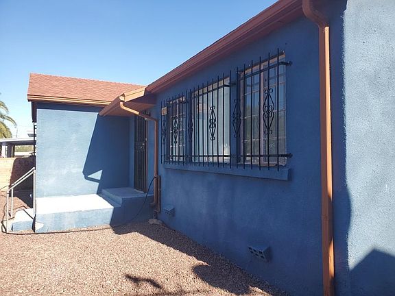 2nd image of 228 N Grande Ave