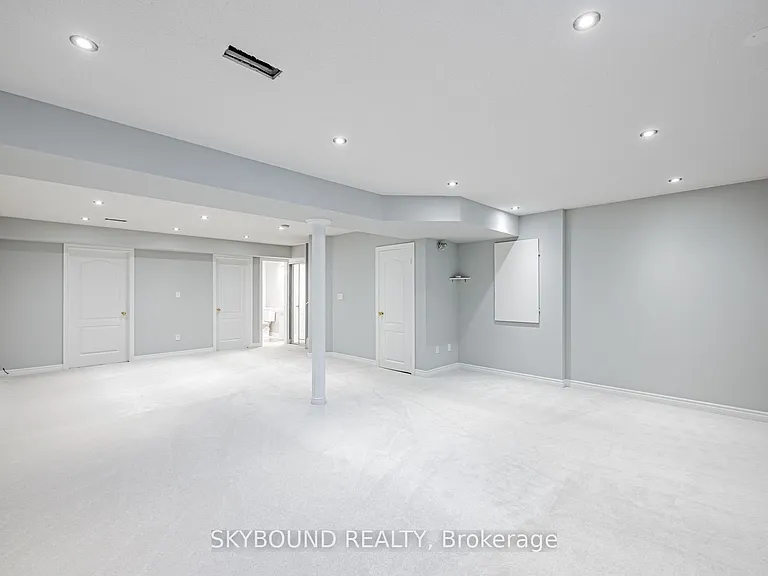 651 Farmstead Dr #3 — Photo 17