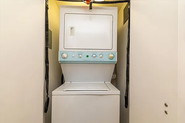 Sold by Douglas Elliman | media 19