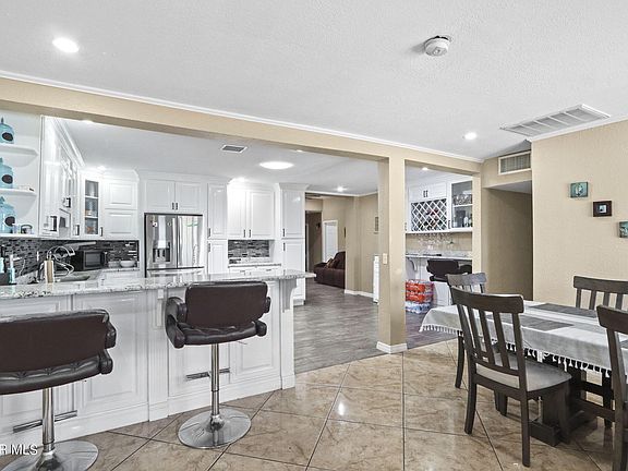 5th image of 359 Mary Jeanne Ln