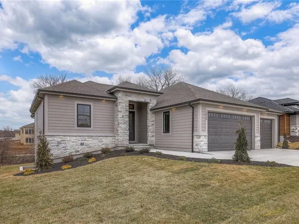 1014 Wilds Pkwy, Greenwood, MO 64034