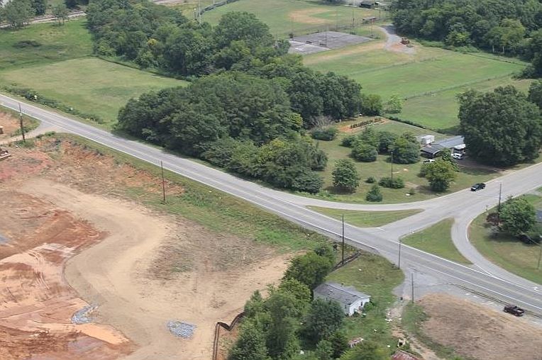 2nd image of 2454 Hall Station Rd