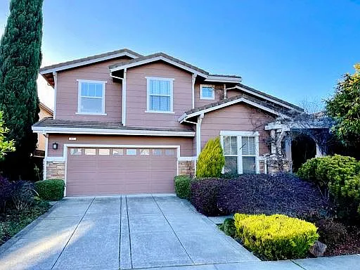 4 bed, 3.5 bath, 2791 sqft, $7,800 — Photo 1