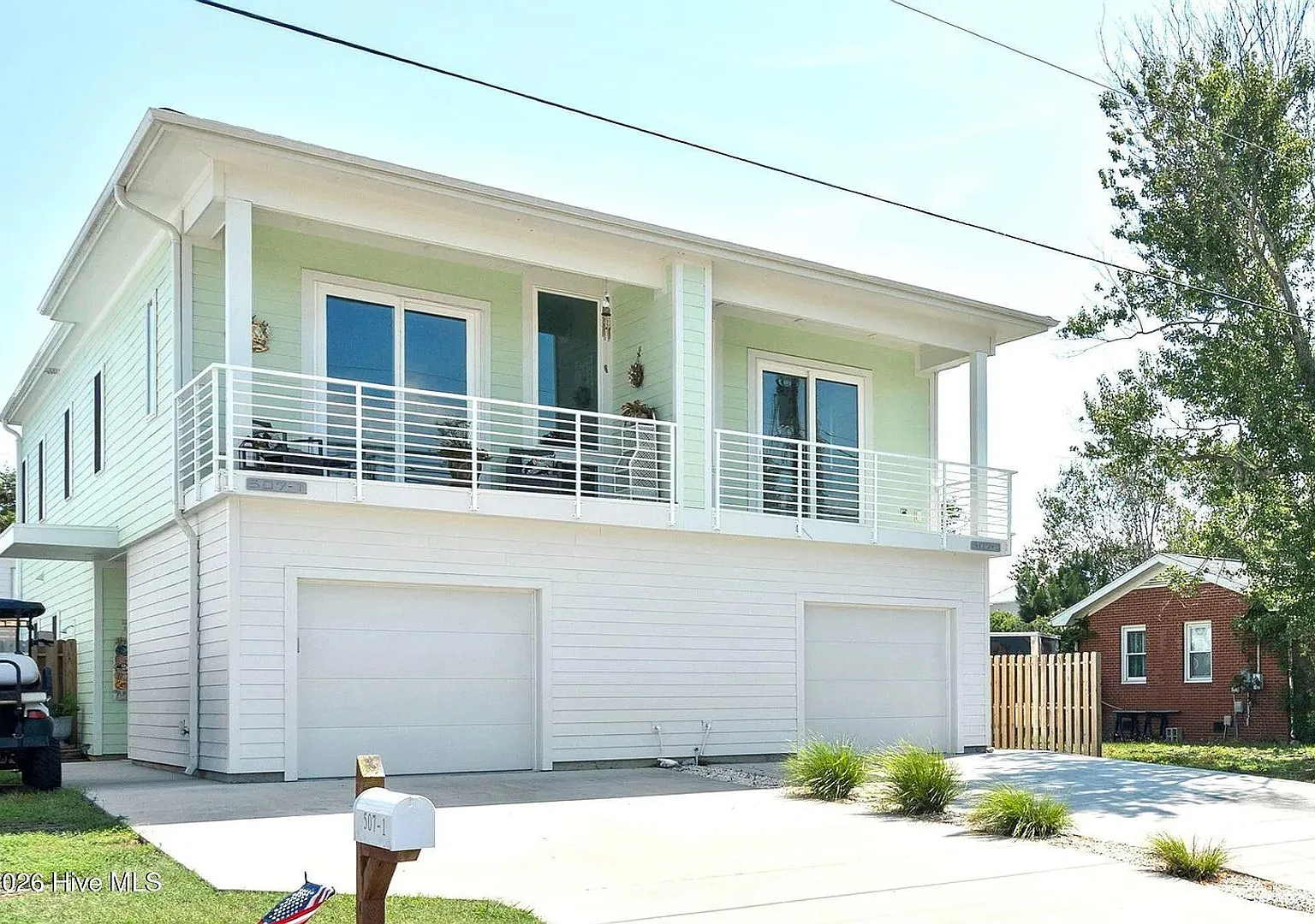 Charming 3BR Townhouse in Carolina Beach walking distance from the beach — Photo 1