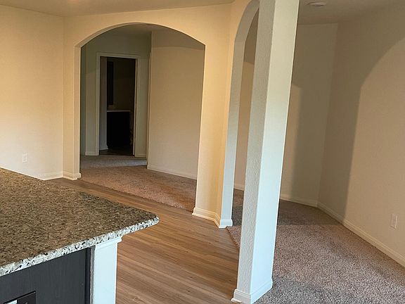 4th image of 15263 Snowdrop Field Dr