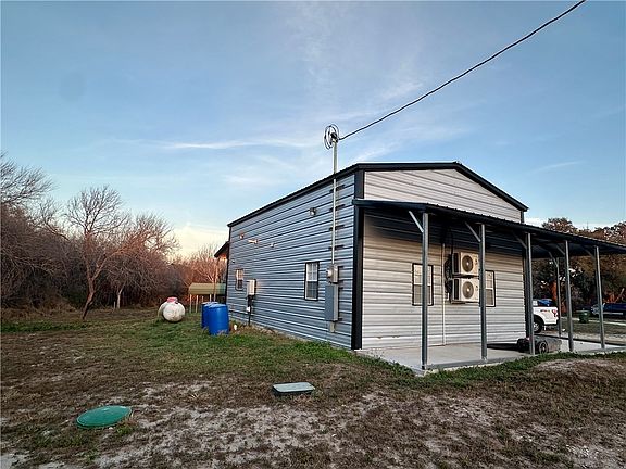 3rd image of 1900 Viggo Rd