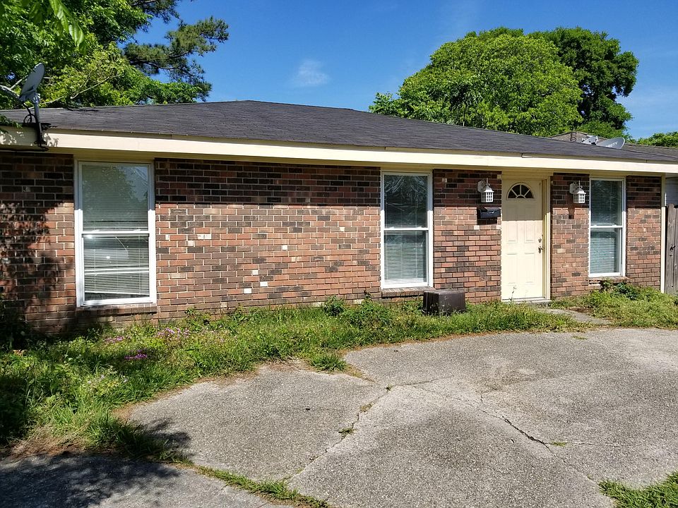 1st image of 2226 Plaza Dr