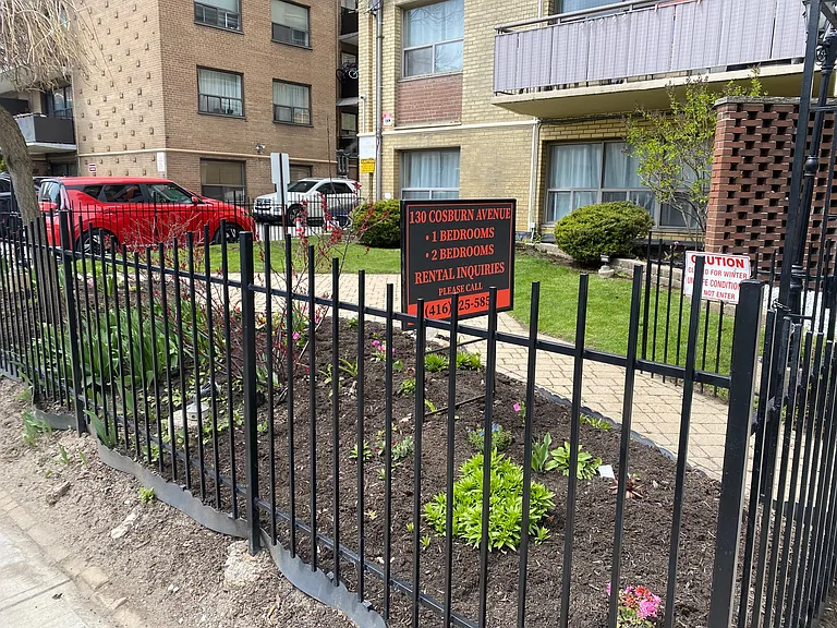 130 Cosburn Ave — Photo 13