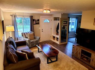 3775 Commodore Cv W, Aurora, OH 44202