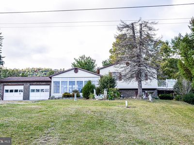 939 Loop Rd, Gerrardstown, WV, 25420