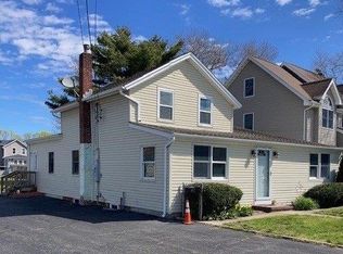67 Lake St, Patchogue, NY 11772