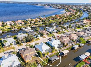 3712 5th Ave NE, Bradenton, FL 34208