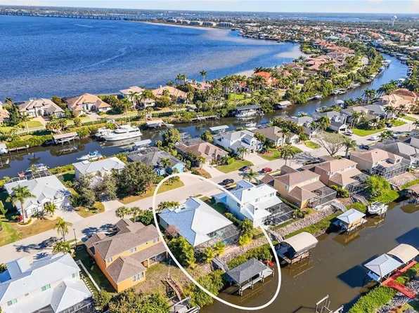 3712 5th Ave NE, Bradenton, FL 34208