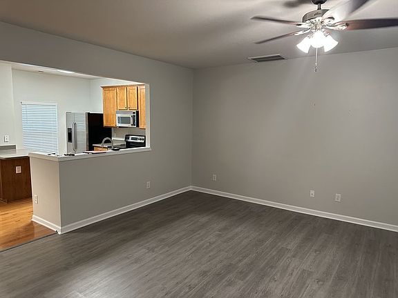 4th image of 8205 Clasara Cir