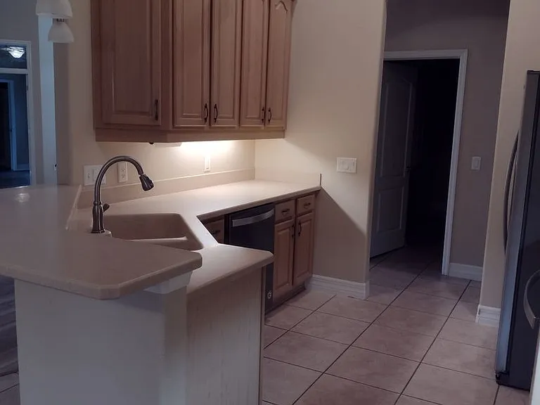 592 Dowling Cir — Photo 24
