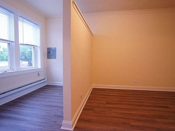 4th image of 2936 W Palmer St #1168