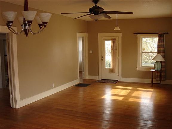 4th image of 1004 N Kentucky Ave