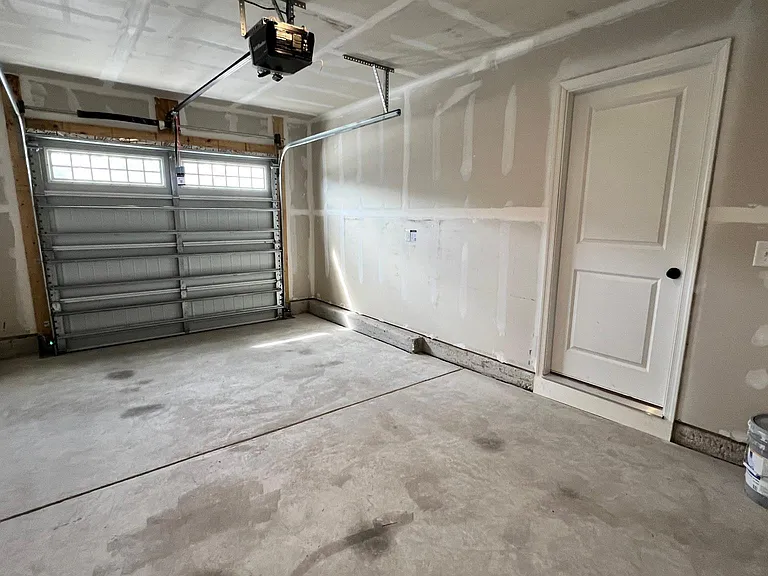 243 Christiana Ln #B — Photo 11