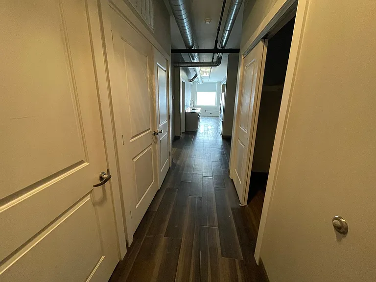 Oak Knitting Mill Apartments Franklin Square Available — Photo 8