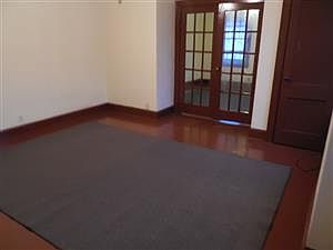 3rd image of 929 Wells St #2