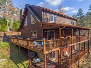 160 Chickasaw Trl, Blue Ridge, GA 30513