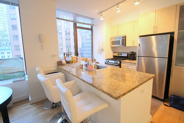 Rented by Nest Seekers International | media 7