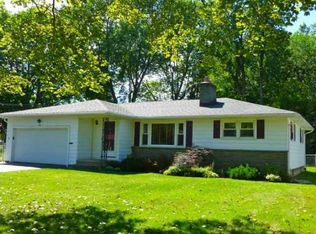 419 Biscayne Dr, Rochester, NY 14612