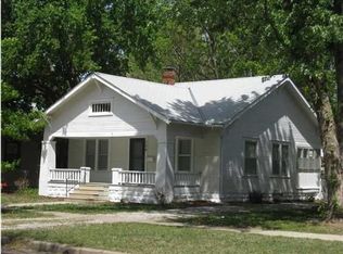 134 N Clarence St, Wichita, KS 67203