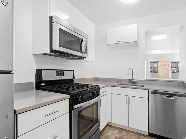 607 West 161st Street image 4 of 9