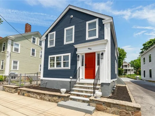 484 Thames St, Bristol, RI 02809