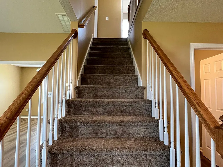 304 Mann St — Photo 27