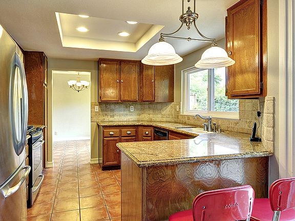 5th image of 6692 Summerhill Ct