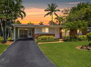 1343 Delmar Ln, Naples, FL 34104