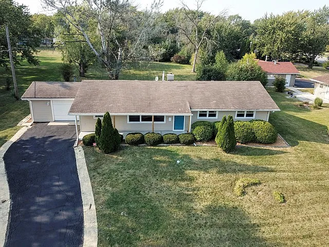 4520 185th St photo 1
