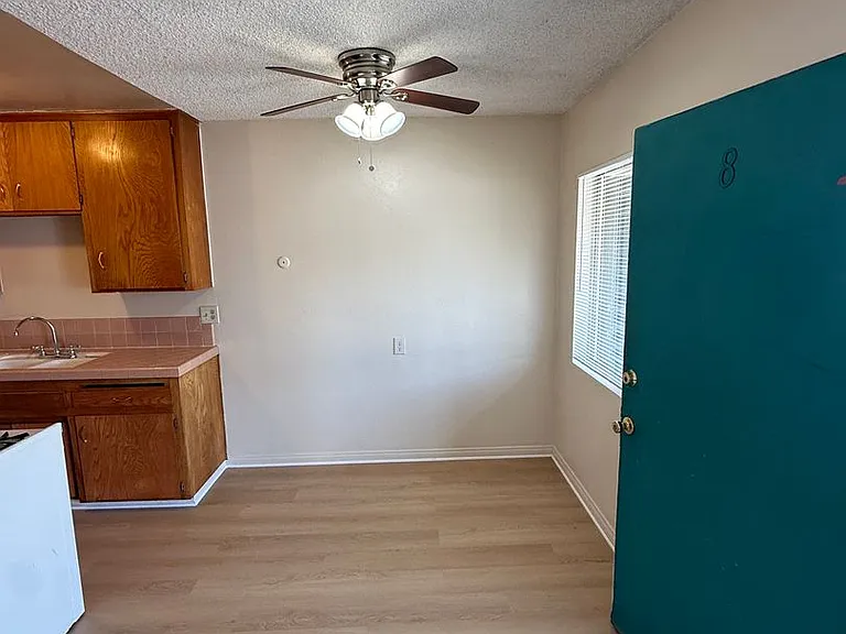4648 Kansas St — Photo 3