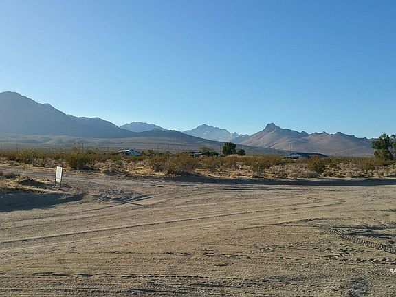 5th image of 846 Sierra Vista St