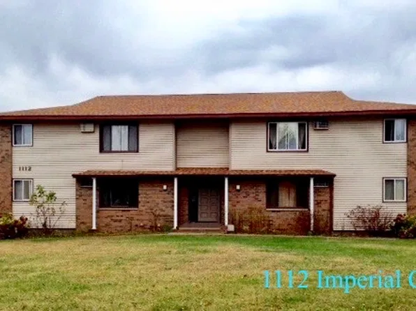 1112 Imperial Cir #1, Eau Claire, WI 54701