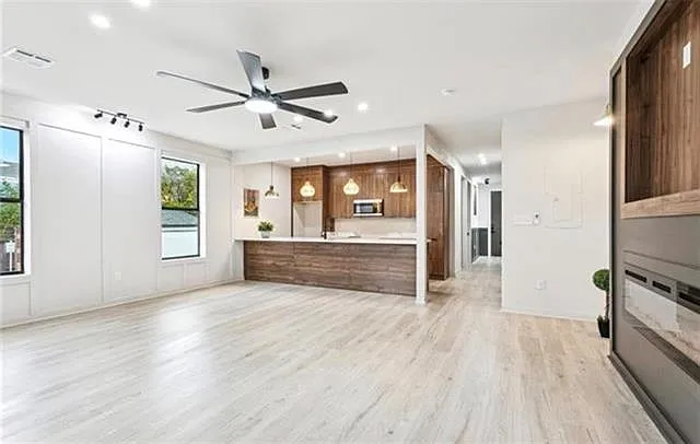 2301 Dryades St — Photo 3