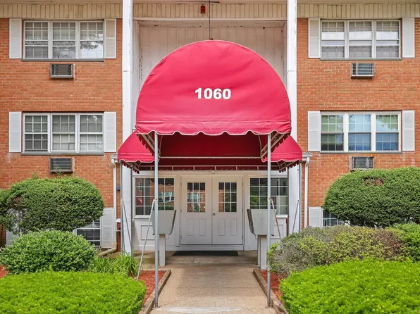1060 New Haven Avenue APT 7, Milford, CT 06460